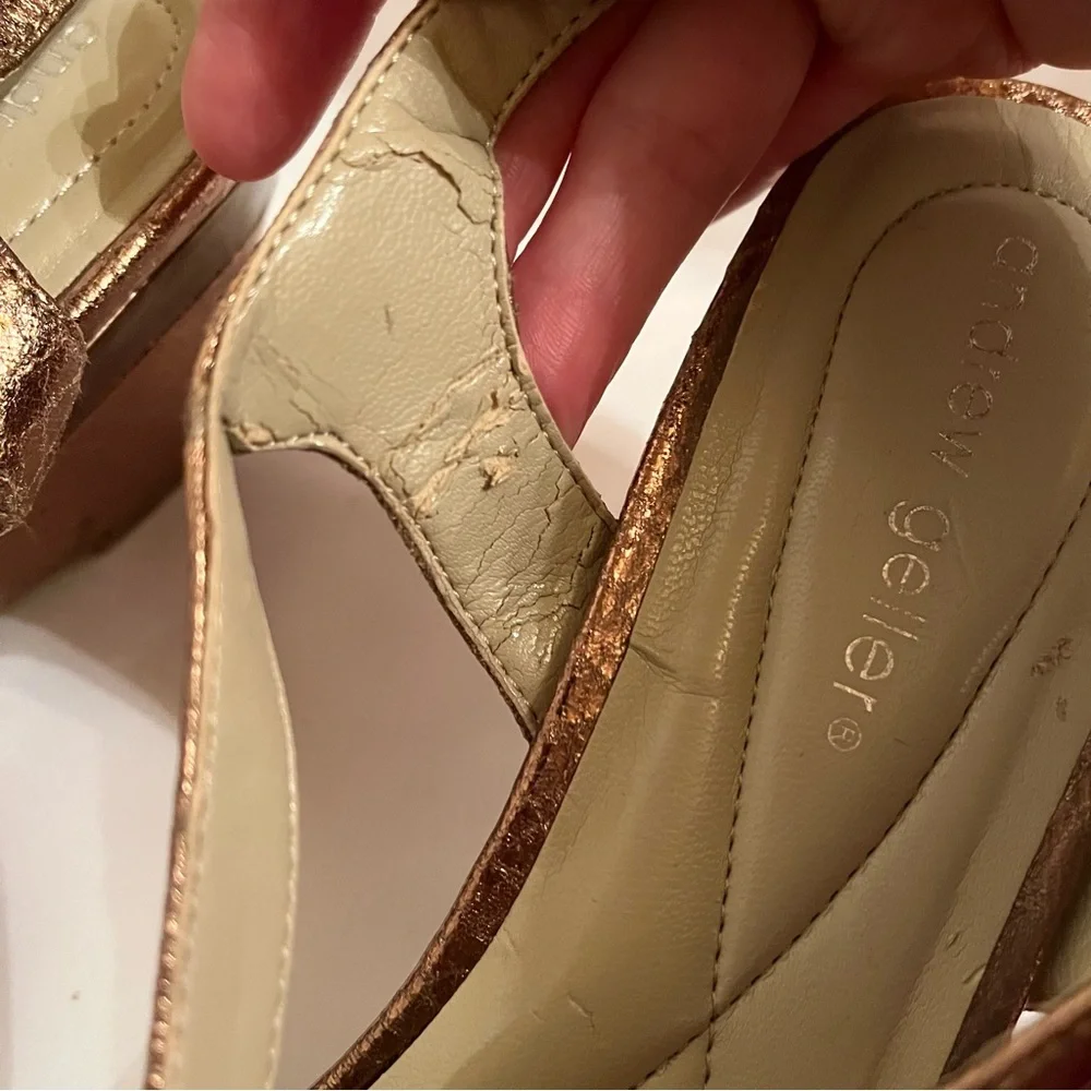 Andrew Geller Elden Metallic Bronze Wedges size 8.5 Snakeskin Print Sandals